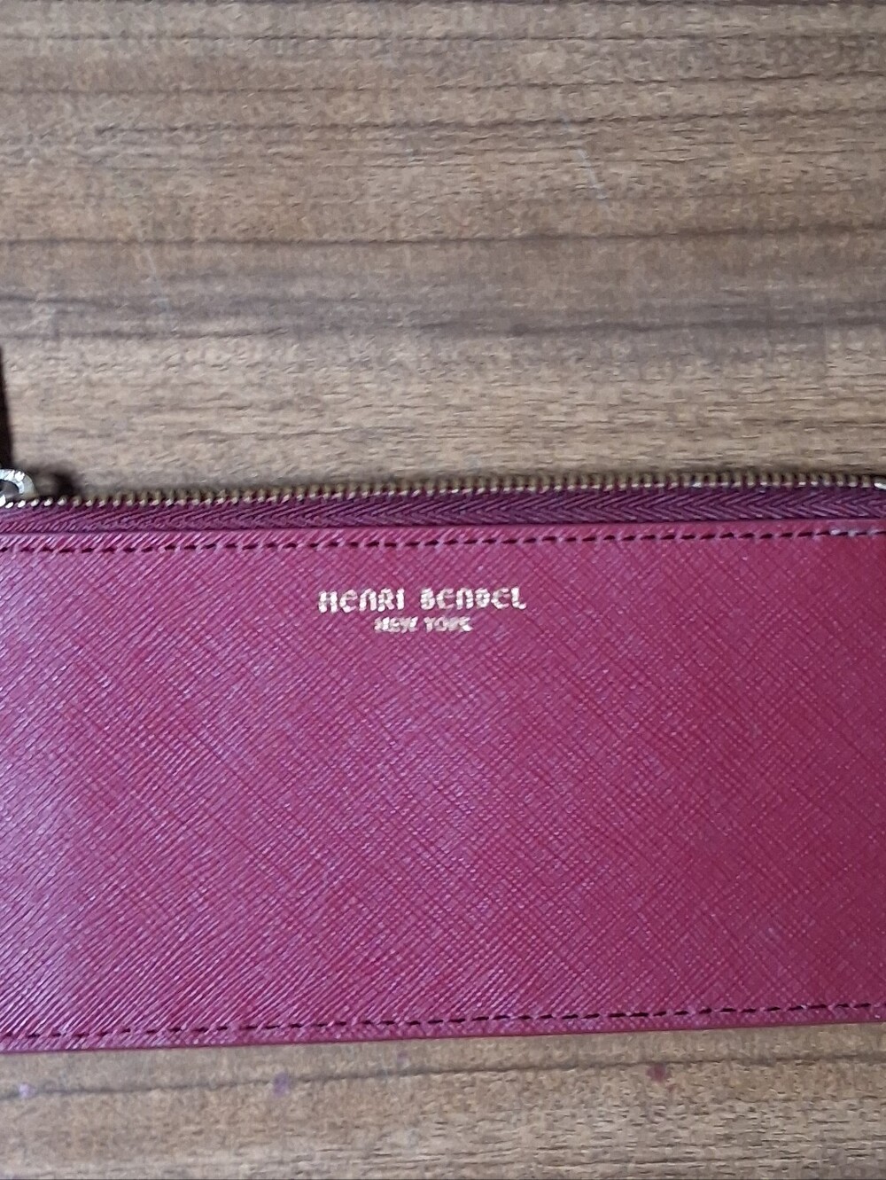 Henri Bendel New York Burgundy Saffiano Leather Zippered Card Case & ID Wallet